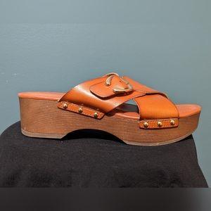 Size 9 women's sandals